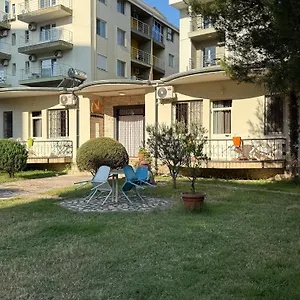 Guroal House Guest house